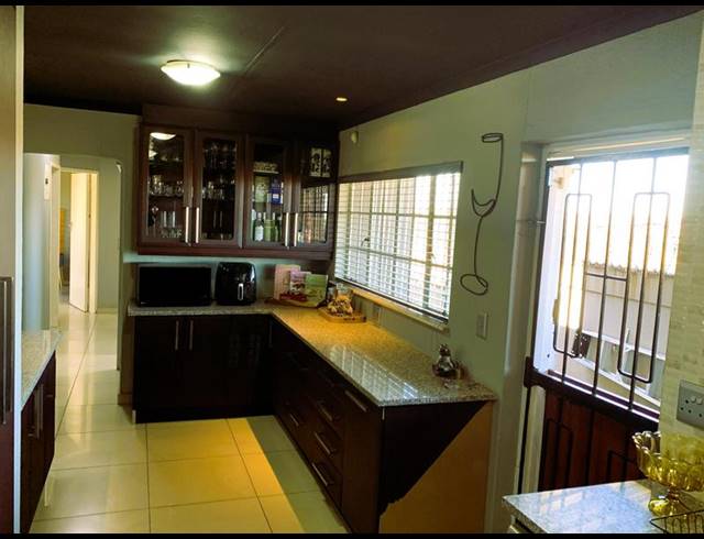 3 BEDROOM HOUSE FOR SALE IN SUNWARD PARK